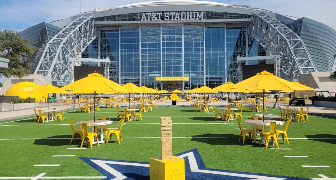 Live Laser Engraving &amp; Embroidery Dallas, Texas